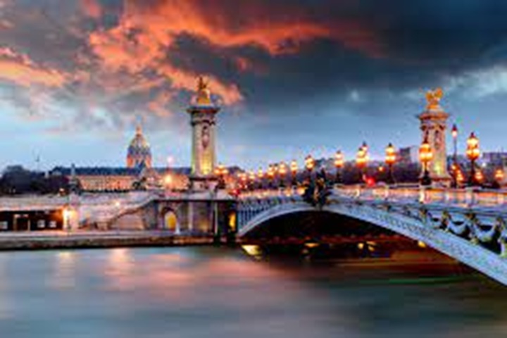 Paris City Break Tour@Globalduniya